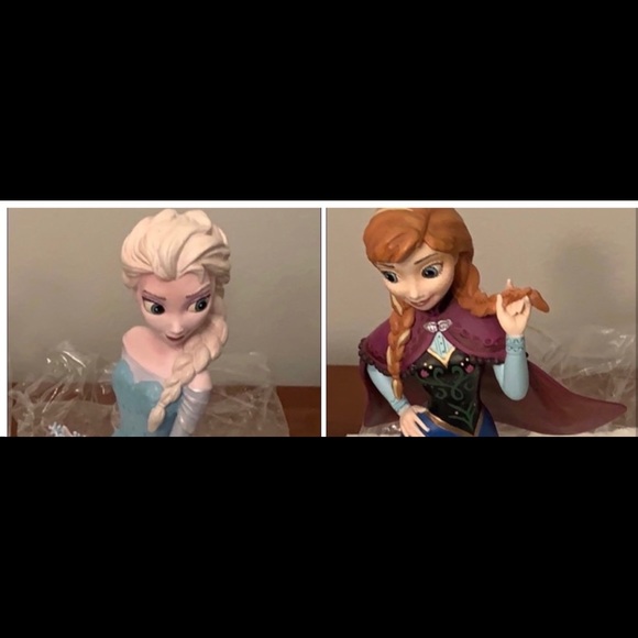 DISNEY Princess Set!  Elsa &Anna NEW & never before displayed.  Perfect pieces! - Picture 1 of 5